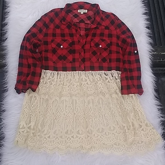 TASSELS N LACE Tops - Tassels N Lace plaid print blouse size large